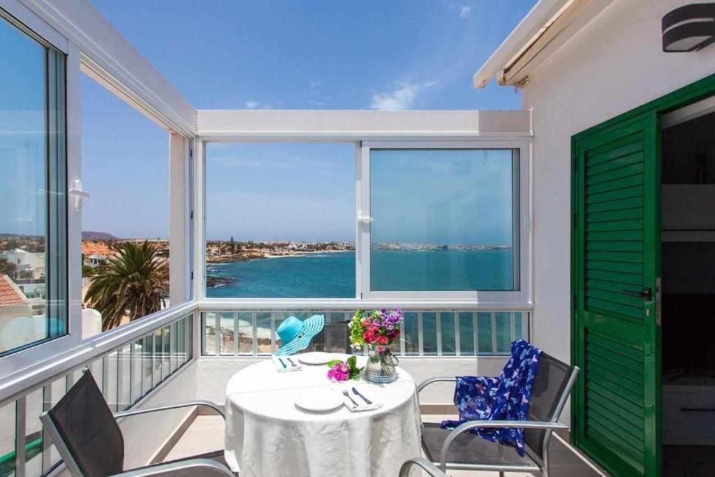 Apartamento Coral Bay By Vacanzy Collection コラレホ エクステリア 写真